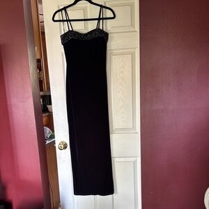 Elegant Black Evening Dress